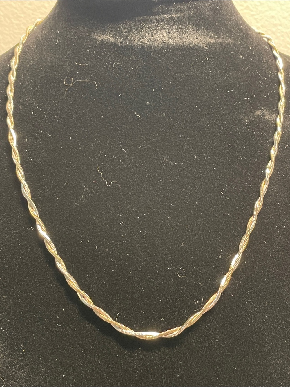 Classic Gold Twisted Rope Necklace for Women